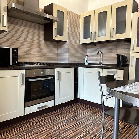 Апартаменты На Бассейной Kiev Ngoại thất bức ảnh